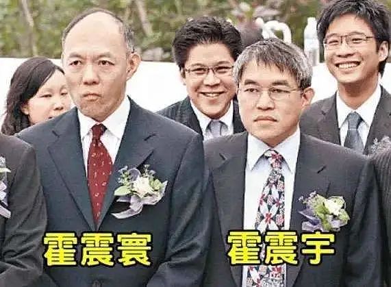 豪门内斗争70亿!亲兄弟为钱闹上法庭,低调夫妇连夜搬出祖宅,今到底鹿死谁手?(组图) - 20