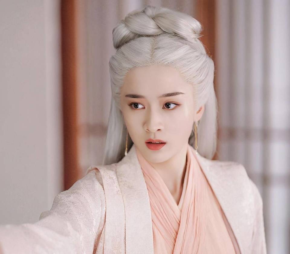 赵露思称无戏可拍，6位一手好牌打稀烂的90花，一人一个小黑料？（组图） - 29