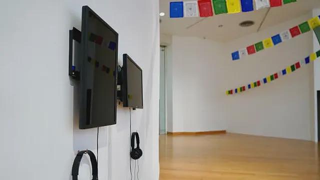 中国试图在曼谷叫停一场艺术展 ,缅甸策展人逃往英国(组图) - 4