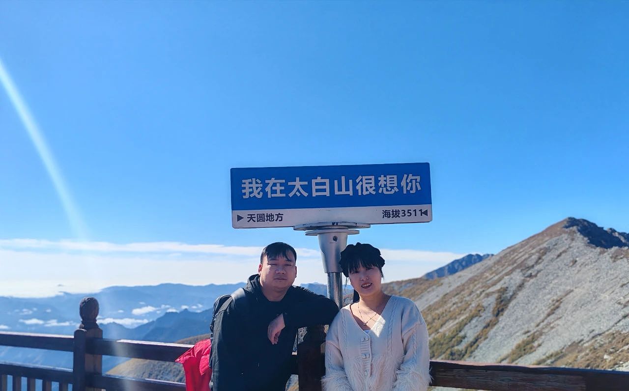 【情感】6岁一针致聋，30年后文坛封神！父母的手、妻子的眼、女儿的笑照亮他的人生（组图） - 6