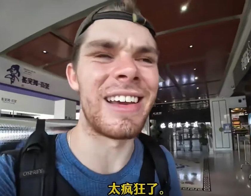 意大利背包客控中国司机冷漠，截百次顺风车全被拒，称日本人还会送饭团（组图） - 3