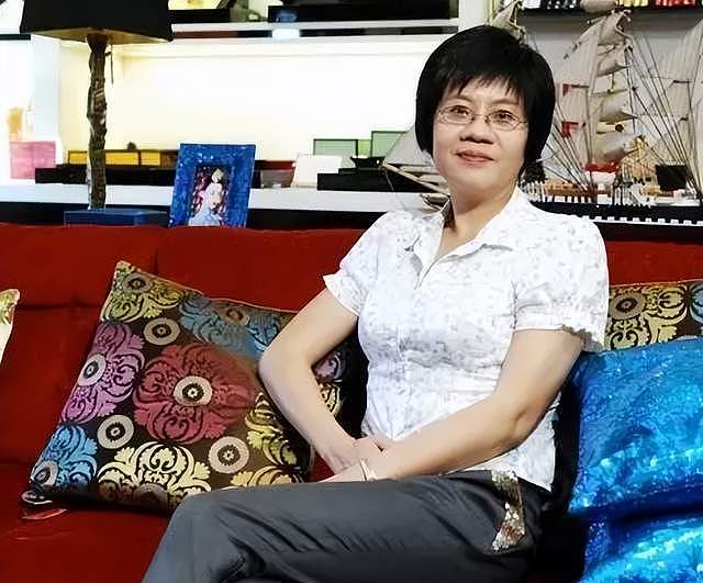 60岁李国庆二婚！妻子是40年前白月光，肤白貌美，颜值碾压俞渝（组图） - 18