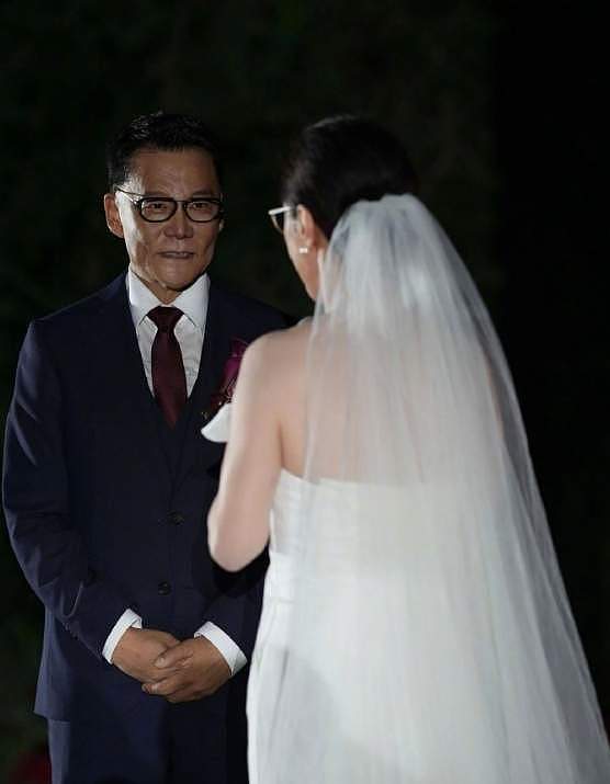 60岁李国庆二婚！妻子是40年前白月光，肤白貌美，颜值碾压俞渝（组图） - 13