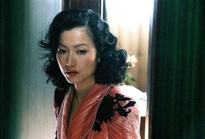 “香港最后一位天后”郑秀文：挺过出轨婚变，如何做到一生爱一人（组图） - 30