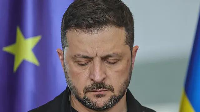 BBC：泽连斯基要在普京更强势的阴影下会见特朗普？（组图） - 1