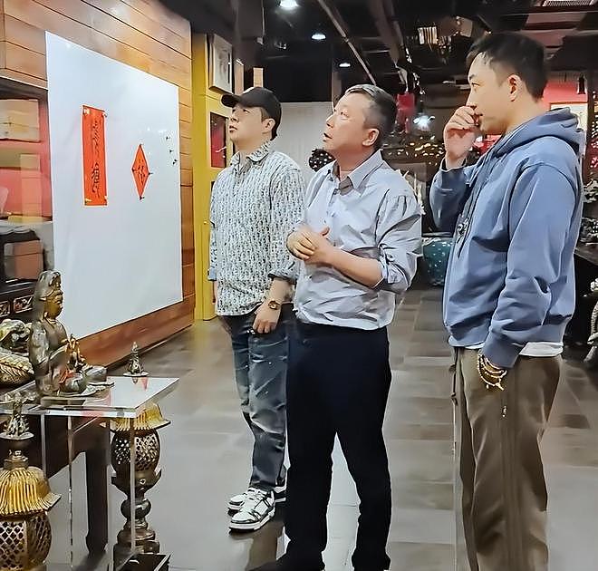 范曾继子评论区沦陷！背靠老爷子享尽资源，合影曝光从不提生父（组图） - 23