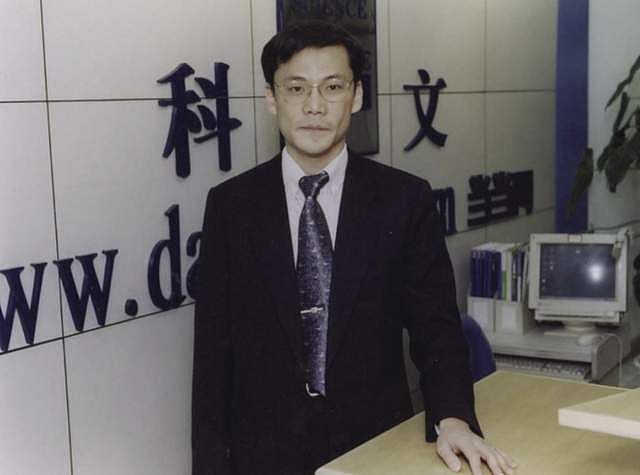 60岁李国庆二婚！妻子是40年前白月光，肤白貌美，颜值碾压俞渝（组图） - 17
