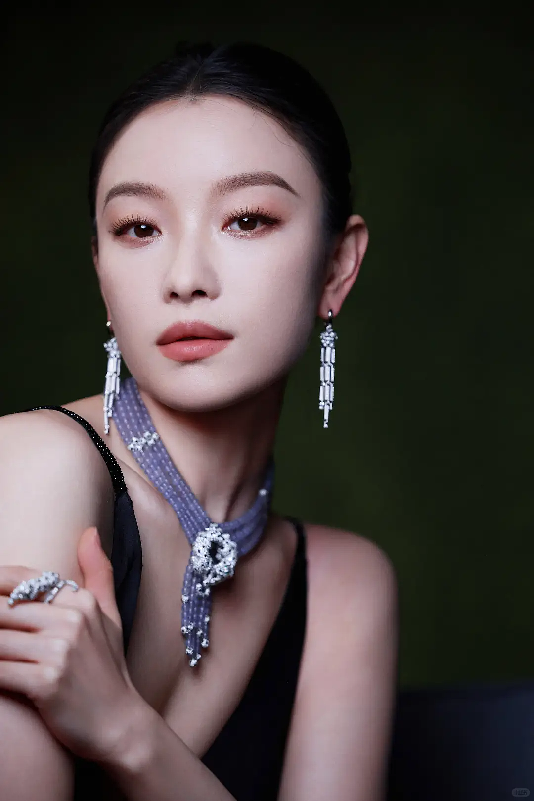 倪妮拿命换的性感，我真的夸不出来（组图） - 30