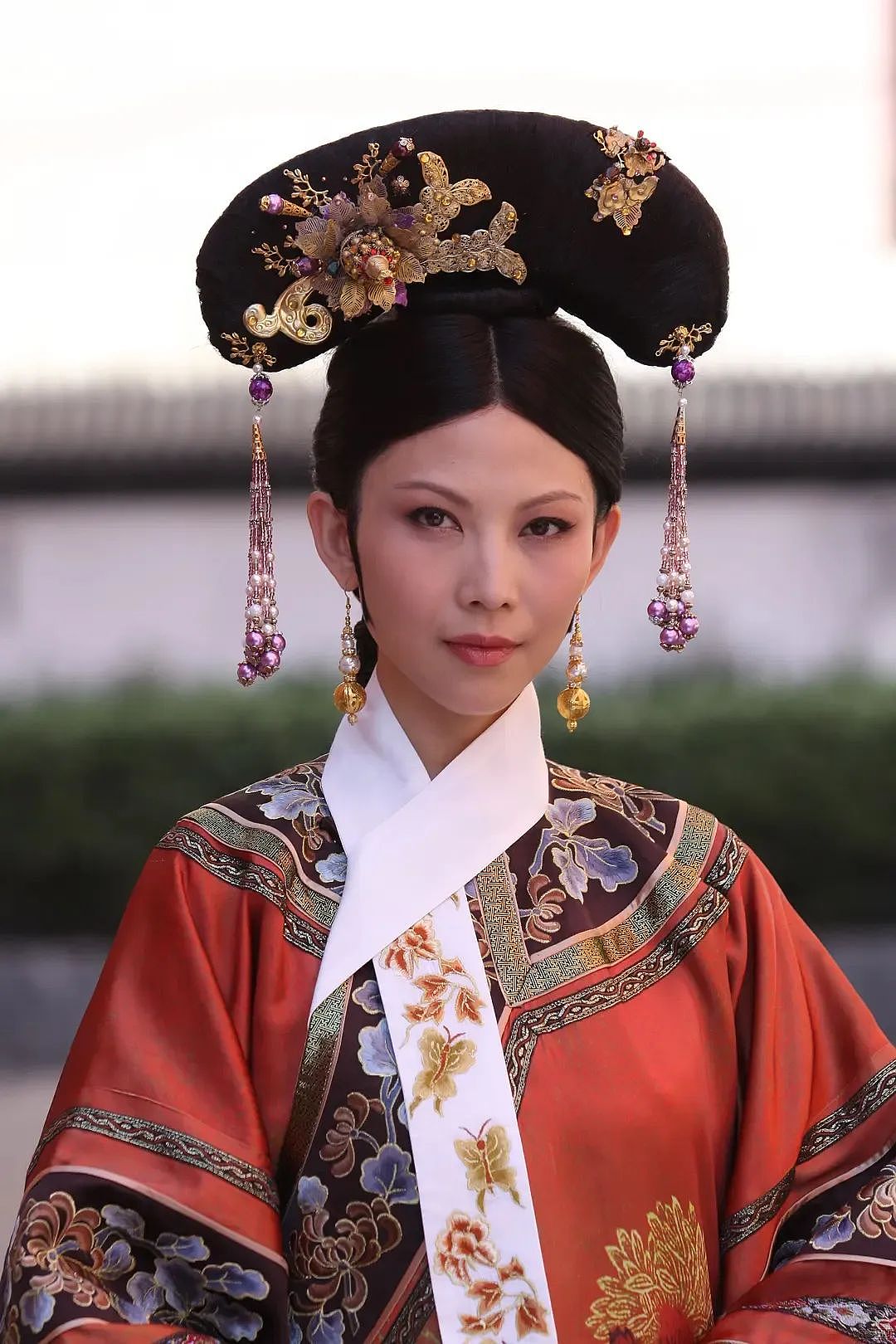 王晶谈蔡少芬演《甄嬛传》背后的无奈:她当时无路可走,在TVB赚不到钱,此后作品也少,不是在往上发展(视频/组图) - 1