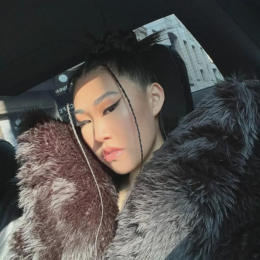华人父母打拼半生，华二代网上炫富互怼！奢靡生活曝光（组图） - 9