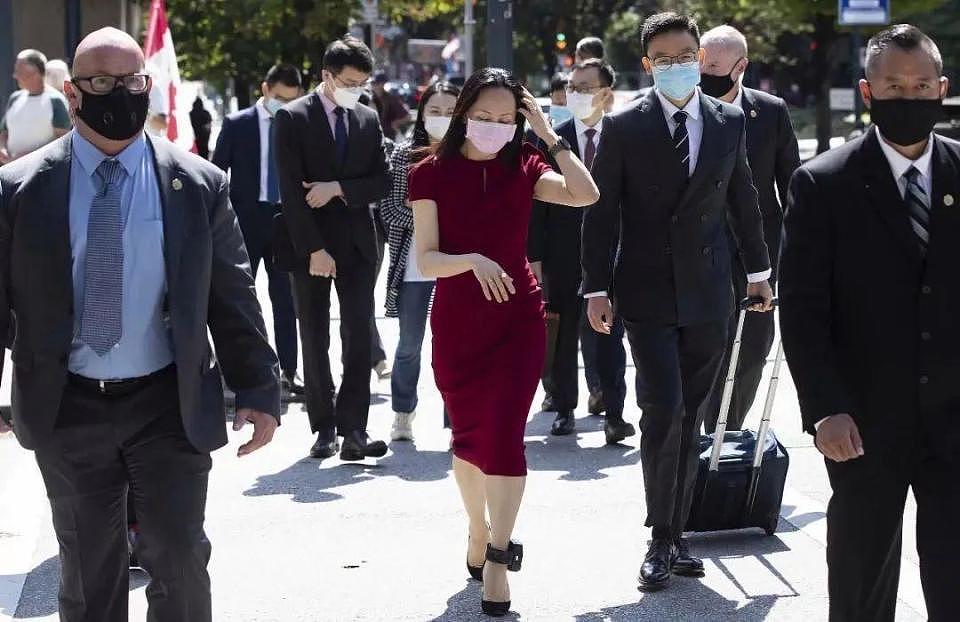 中国工程师意大利蜜月被捕，FBI九项重罪指控荒唐至极，中方对等拦下华尔街高管（组图） - 5