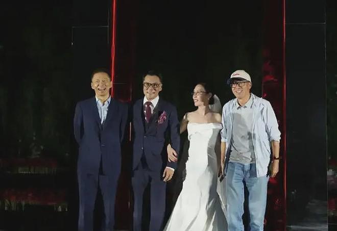 60岁李国庆谈再婚:妻子是北大读书时的“白月光”,曾承诺买房买车惹怒对方;张朝阳俞敏洪到场祝福(组图) - 3