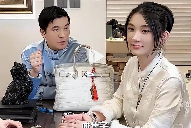 离婚7个月后，这一次高调秀恩爱的杨子，没给黄圣依留一丝体面（组图） - 3