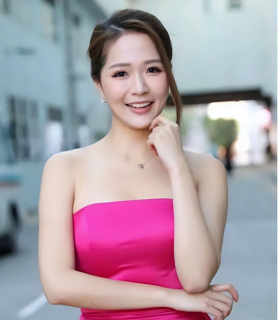 TVB女星养鸭治疗情伤，48小时亲密相处不嫌脏，曾爆公司灵异事件（组图） - 1