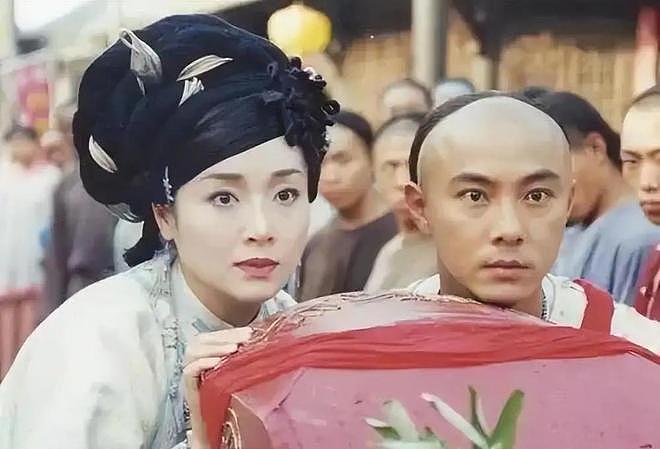 恬妞：出道即巅峰却遭富豪骗婚？中年逆袭，如何写出大女主剧本（组图） - 30