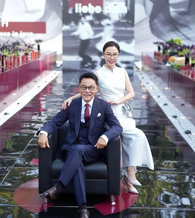俞渝没想到,她给李国庆收拾了23年烂摊子,却没换来一声感激(组图) - 1