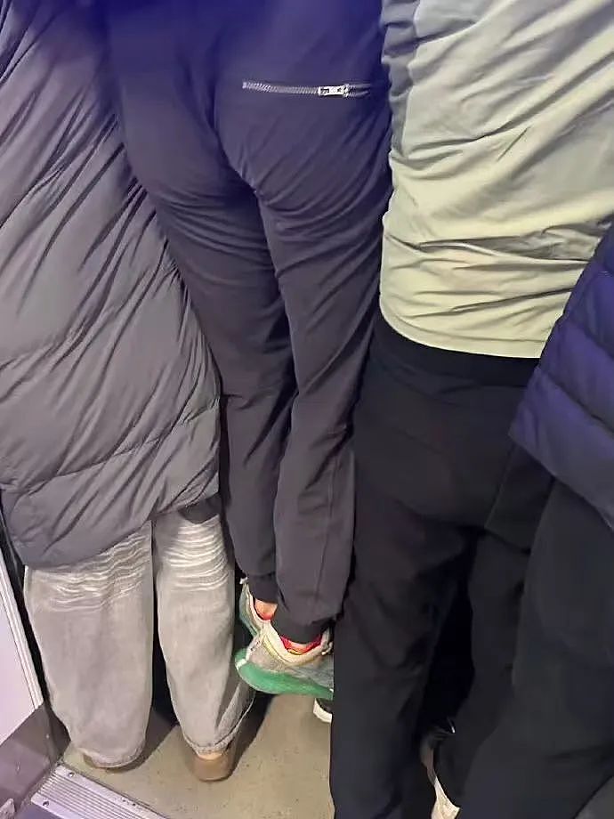 【爆笑】“上班把领导当狗养后...... “ 哈哈哈哈哈哈哈很超前的精神状态（组图） - 46