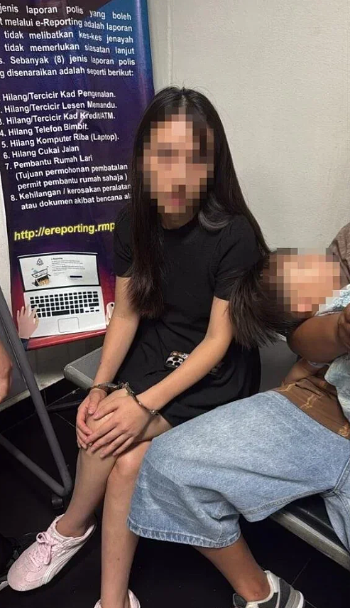 震惊！华人女子携俩幼童大闹海关，强扯穆斯林移民官头巾致其受伤，法院判决引爆舆论（组图） - 6