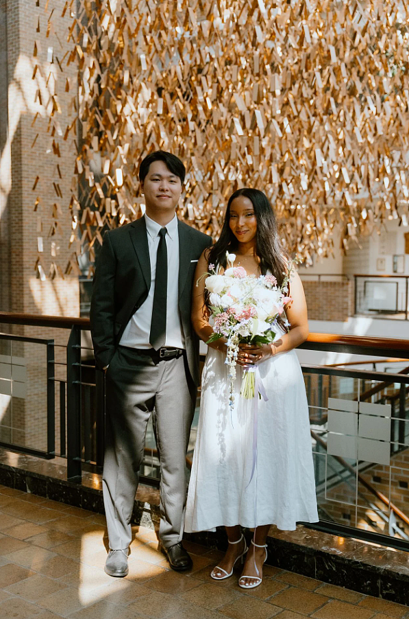 超赞！ 华人小哥与黑人妹子成婚，在唐人街拍港风婚纱照（组图） - 3
