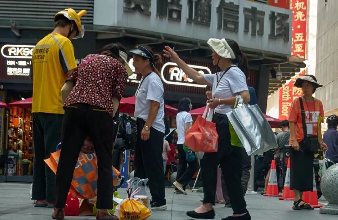 给外卖员送外卖，华强北小孩赚到了人生第一桶金（组图） - 14