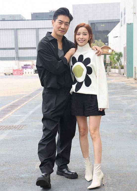 TVB港姐感叹已长白发,老公曾与女星剧中赤裸相见(组图) - 8