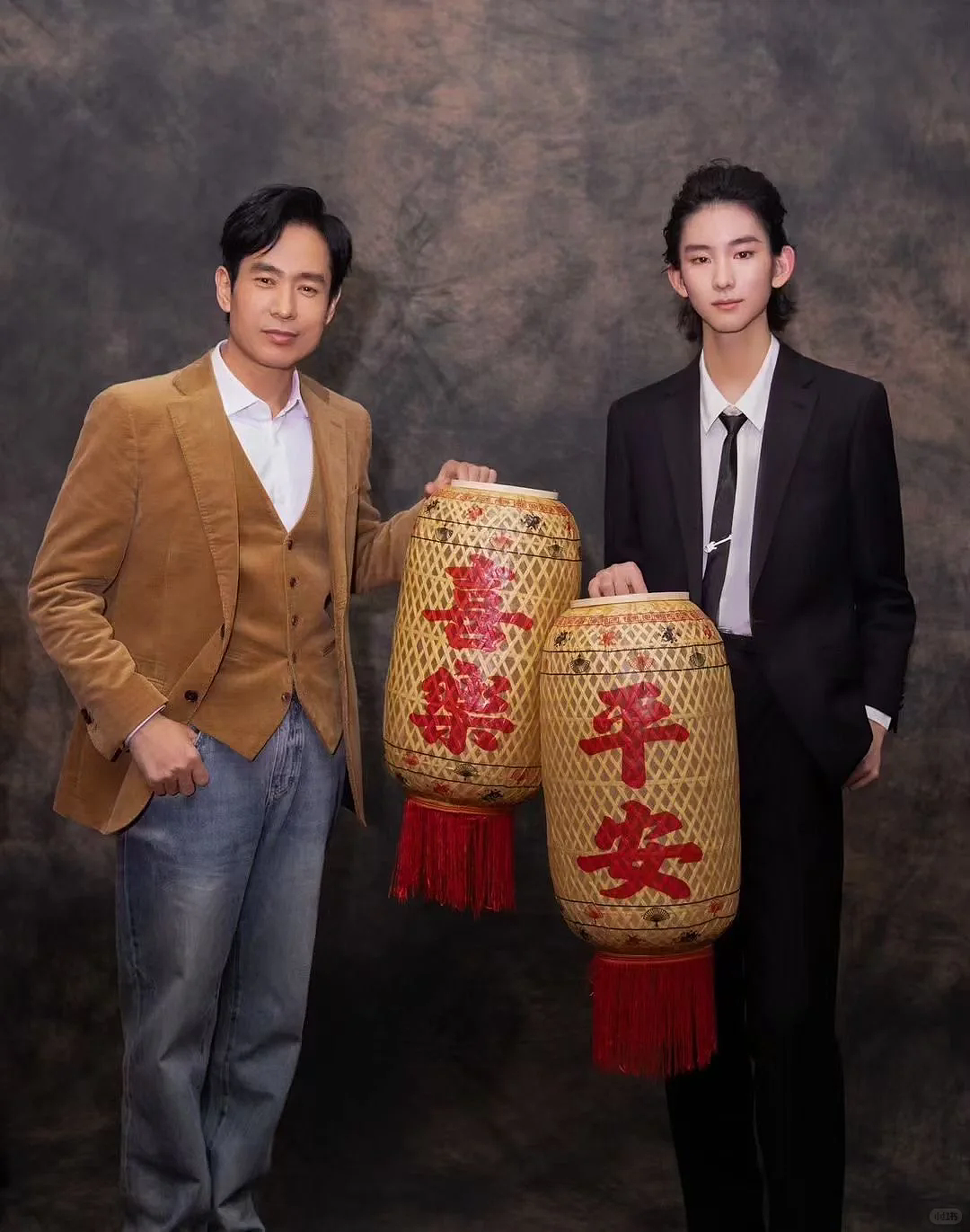 【情感】演员成泰燊：54岁越老越帅，和圈外妻子很恩爱，儿子颜值惊艳（组图） - 8