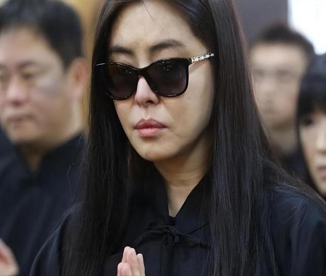 6位年过50的绝色港女，缘何执着于单身？白白浪费了好基因（组图） - 34