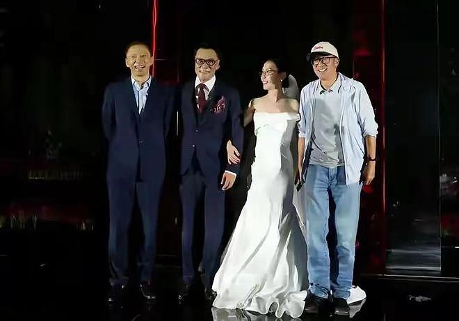 男人至死是少年!61岁李国庆与白月光再婚,没找小姑娘被网友怒赞(组图) - 7