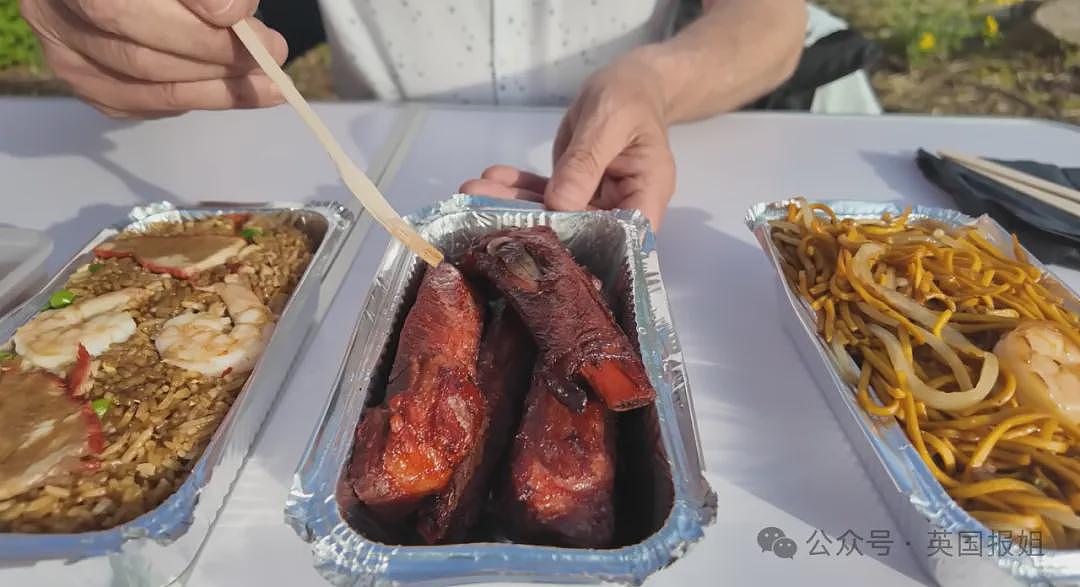 笑死！中国大姨英国开饭店怒怼差评顾客！留子听了火速支援....（组图） - 24