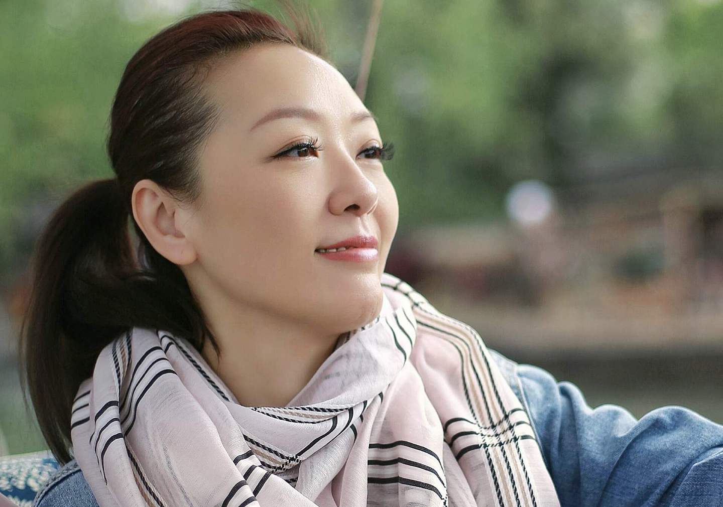香港知名女星狂摸小鲜肉，恋上有妇之夫当第三者（组图） - 2