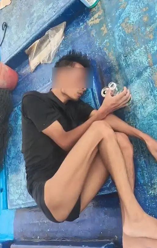 广西男乘橡皮艇海上漂流6天获救!救人者:可能靠雨水才坚持下来(组图) - 3