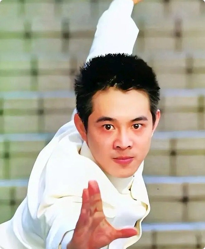 62岁李连杰手术成功,真实病情引关注,曾和利智交代后事一切从简(组图) - 21