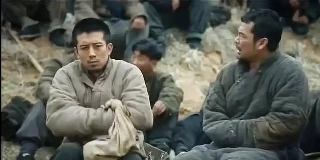 《生万物》他被骂火了，出道15年默默无闻，演糙汉竟然出圈了（组图） - 11