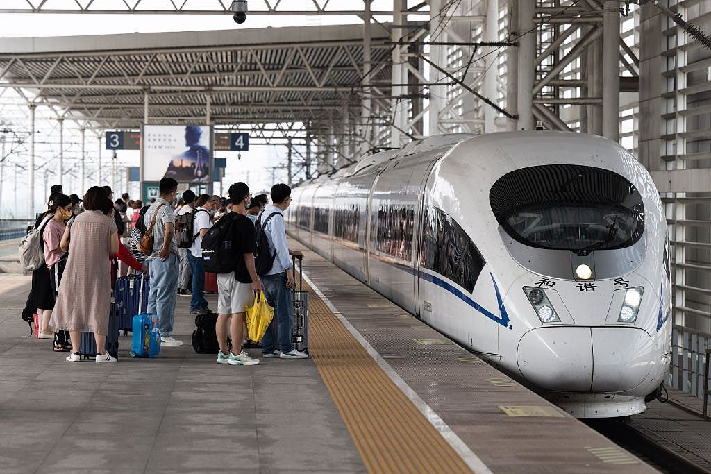 华人学者出书发问：中国高铁通车十多年，同时开建的美国高铁呢（组图） - 8