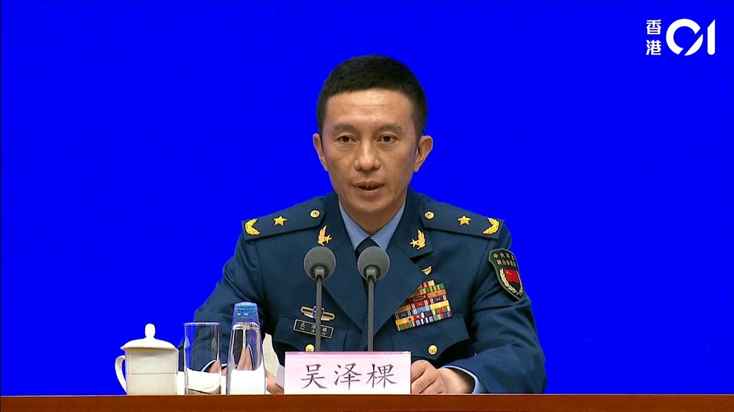 九三阅兵发布会：共45个方队，首次亮相新型武器装备占比大，包括高超精打装备（组图） - 2