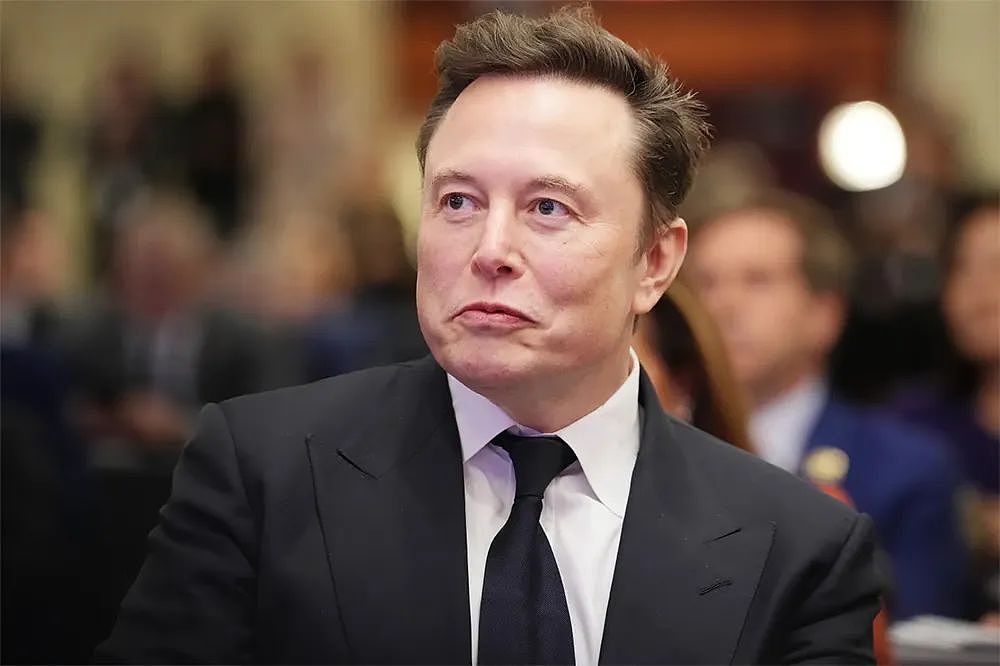 马斯克又对樱花妹出手了？凭一张制服照吸引全网7000万网友围观的她，最新照片脸崩了…（组图） - 26