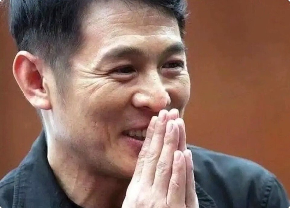 62岁李连杰手术成功,真实病情引关注,曾和利智交代后事一切从简(组图) - 22