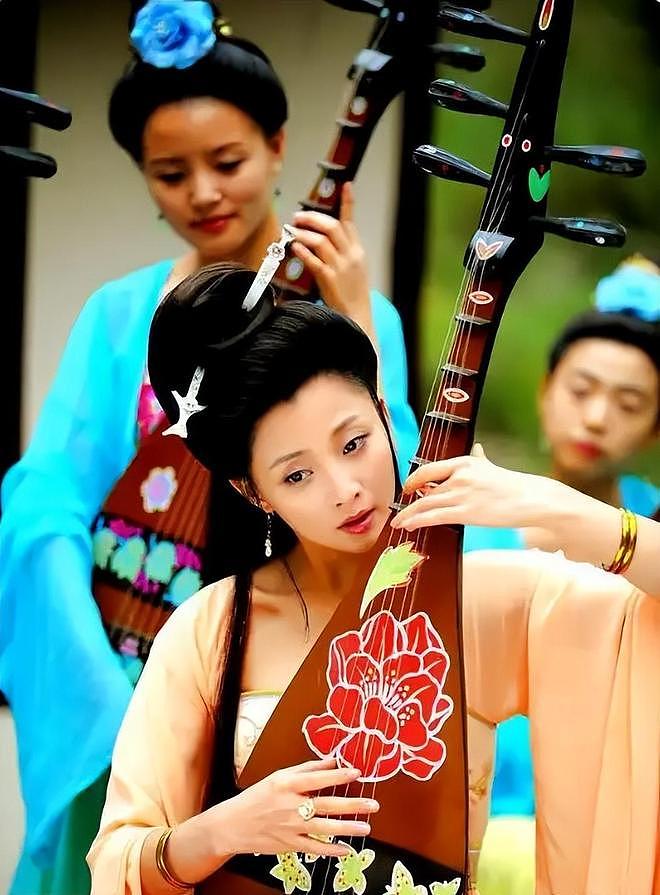 世上渣女千千万,最怕殷桃这种,交往7个男友,却无一人说她坏话(组图) - 15