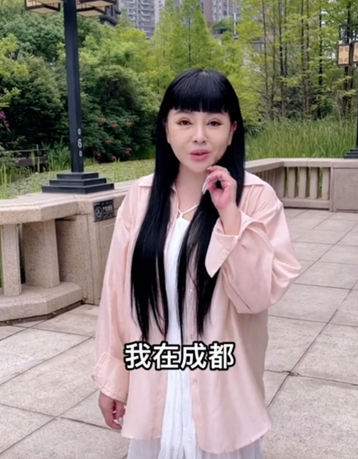 走过咖啡屋,再无千百惠(组图) - 11