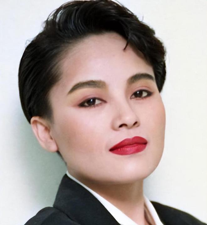 台湾歌手千百惠突然去世,经纪人透露死因,最后露面晒大陆身份证(组图) - 5