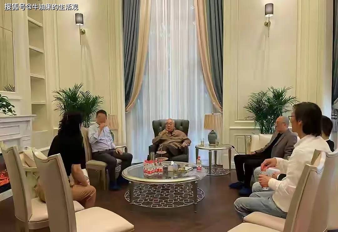 87岁范曾新动向，7月份带娇妻搬进别墅，徐萌首发声回应传闻（组图） - 3