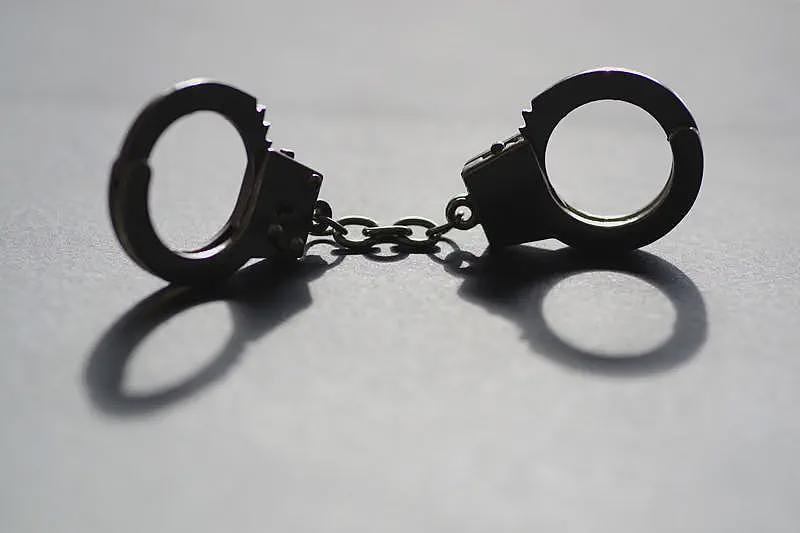 男子接连与两名好友对象发生关系，两人得知后...（图） - 1