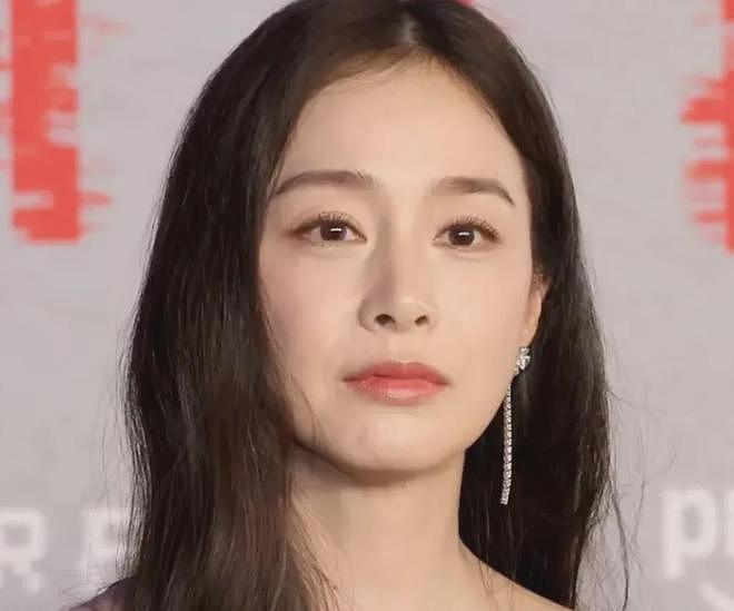 45岁金泰熙近况曝光！抱怨丈夫Rain不管孩子，婚后越来越憔悴（组图） - 3