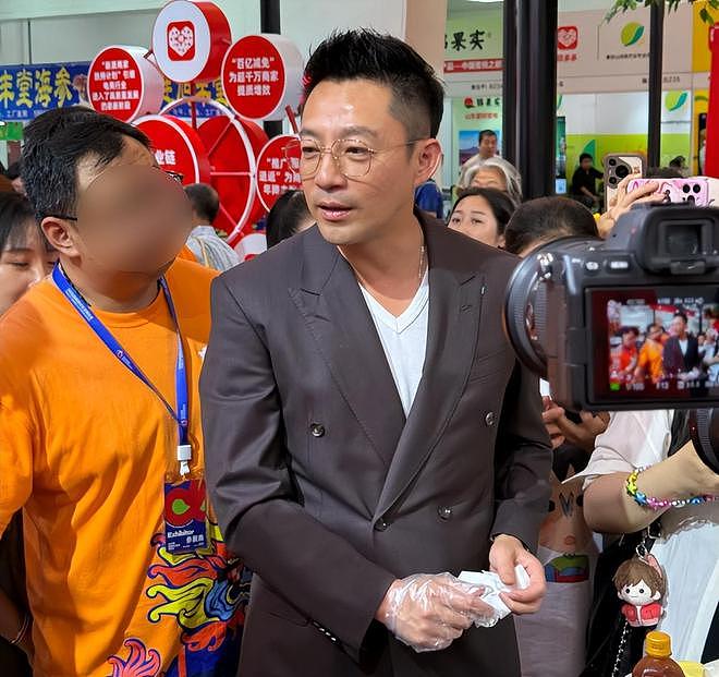 汪小菲又惹争议！直播讨论小玥儿长相，孩子发烧都是新丈母娘照顾（组图） - 18