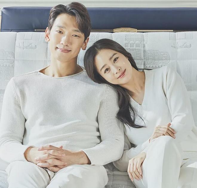 45岁金泰熙近况曝光！抱怨丈夫Rain不管孩子，婚后越来越憔悴（组图） - 16