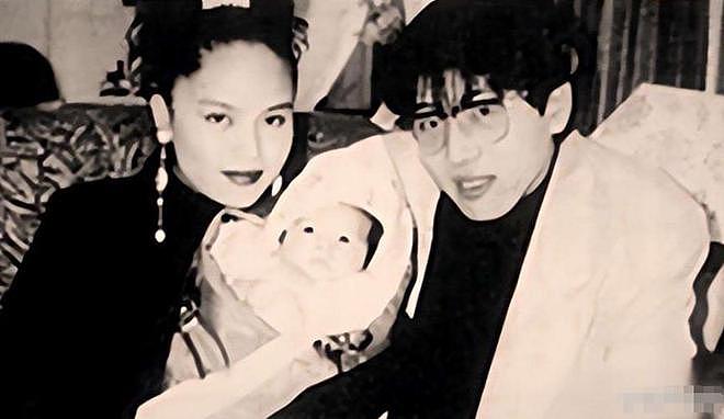 千百惠患病后发胖严重,58岁被丈夫嫌弃离婚,晚年在心碎中度过(组图) - 15