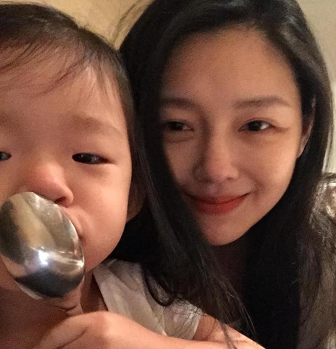 汪小菲又惹争议！直播讨论小玥儿长相，孩子发烧都是新丈母娘照顾（组图） - 8