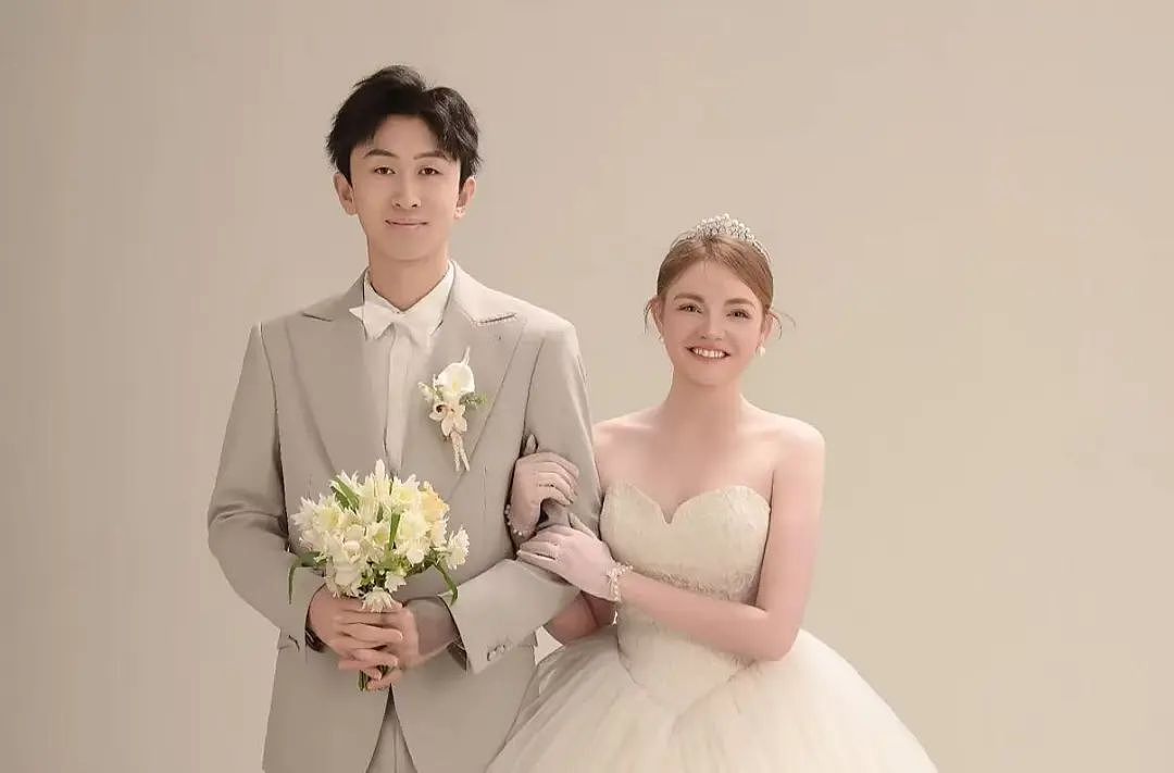 中国小伙送外卖结识美籍幼师5个月闪婚：0彩礼交流全靠翻译（组图） - 3