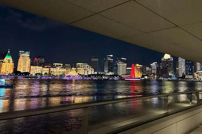 “00后”勇闯牛市!辞职All in、跟风入场、同学一起炒…赚钱就是“股神”(组图) - 1