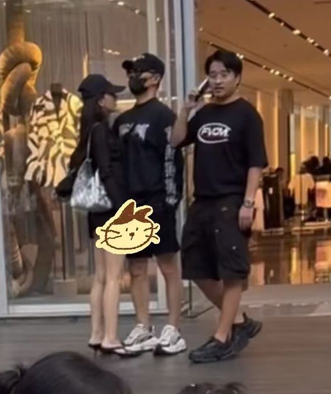 汪峰森林北比小情侣还恩爱！当街搂在一起，森林北下巴靠他肩膀“望夫眼”好甜（组图） - 5
